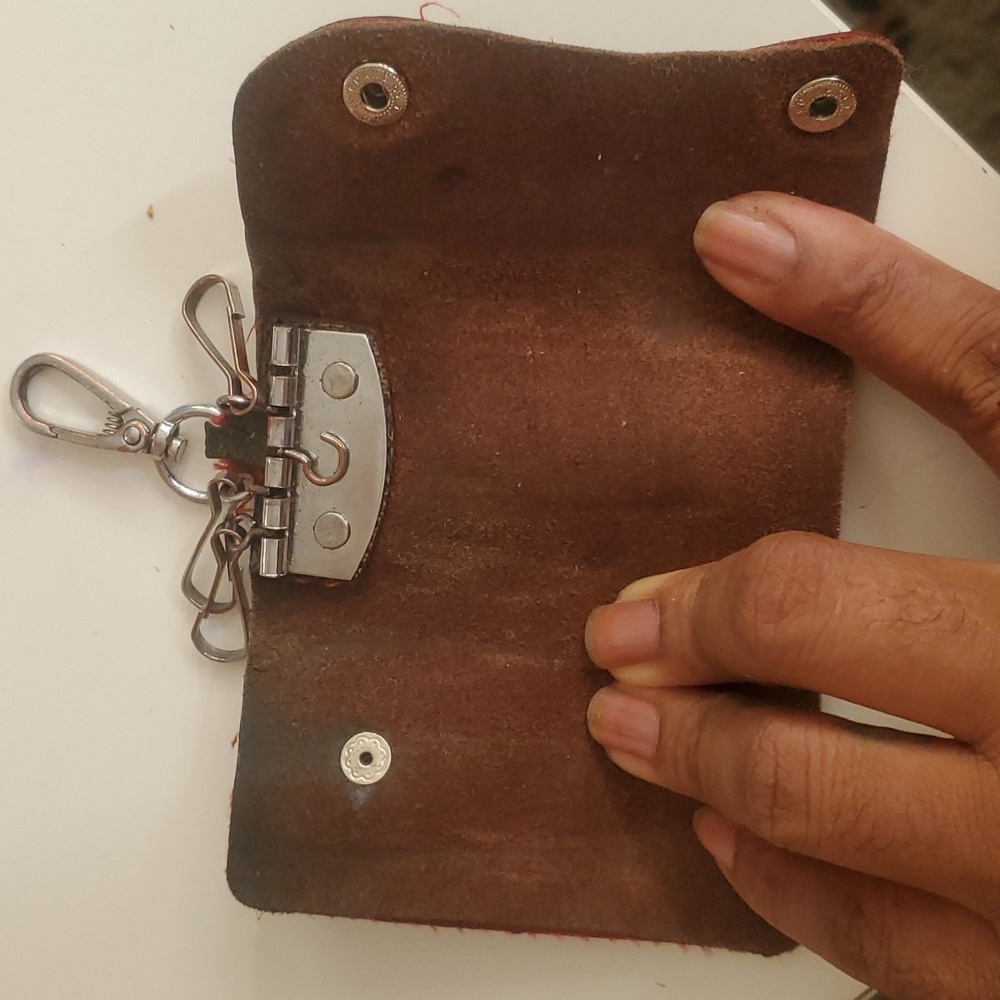 Key holder - Picture 3 of 9